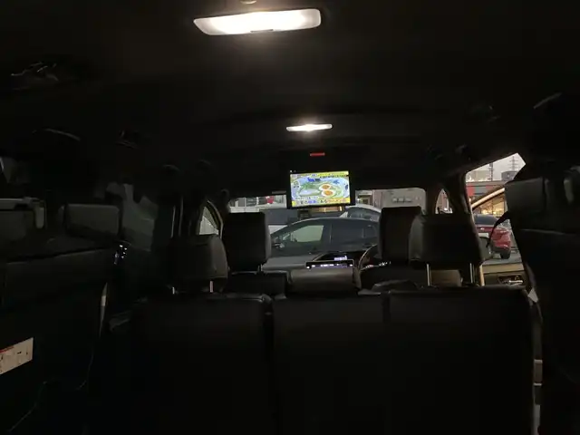 トヨタ ヴォクシー ZS 煌 愛知県 2019(平31)年 5万km ホワイトパールクリスタルシャイン ワンオーナー /純正SDナビ　/フルセグ　/後席モニター　/前後ドラレコ　/ビルトインETC /クルーズコントロール　/スマートキー　/AHB /LDA /PCS /両側パワースライドドア　/バックカメラ　/LEDヘッド　