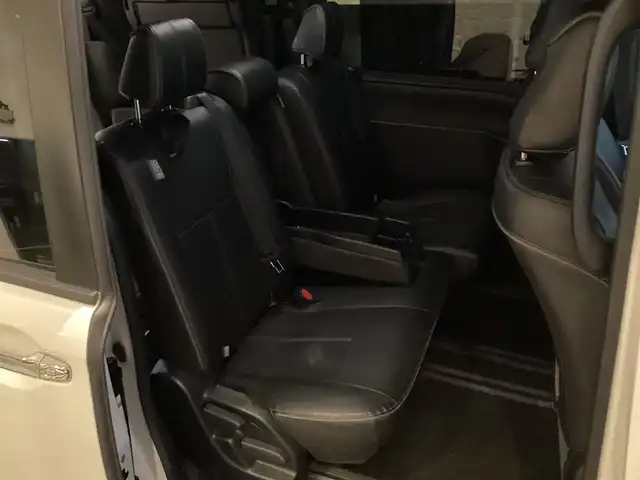 トヨタ ヴォクシー ZS 煌 愛知県 2019(平31)年 5万km ホワイトパールクリスタルシャイン ワンオーナー /純正SDナビ　/フルセグ　/後席モニター　/前後ドラレコ　/ビルトインETC /クルーズコントロール　/スマートキー　/AHB /LDA /PCS /両側パワースライドドア　/バックカメラ　/LEDヘッド　