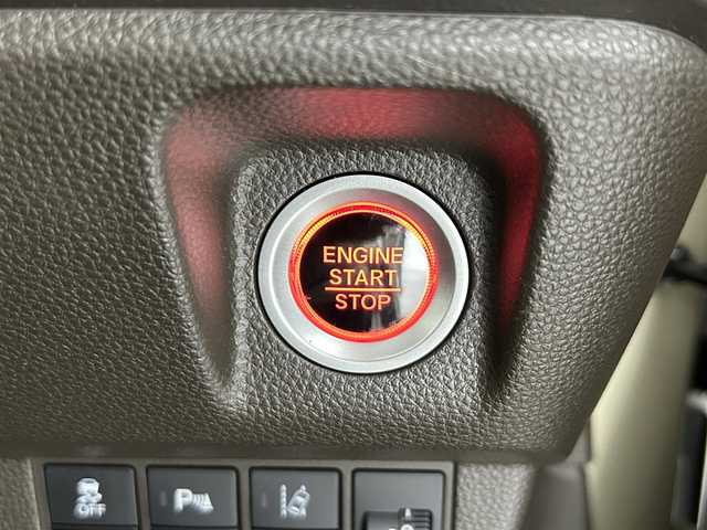 ホンダ Ｎ ＷＧＮ G ホンダセンシング 佐賀県 2020(令2)年 3.1万km プレミアムアイボリーパールⅡ 純正オーディオ/AM/FM/CD/BT/AUX/ホンダセンシング/アクセル踏み間違い防止機能/電動パーキングブレーキ/オートブレーキホールド/リアコーナーセンサー/レーンキープアシスト/アイドリングストップ/純正フロアマット/オートライト