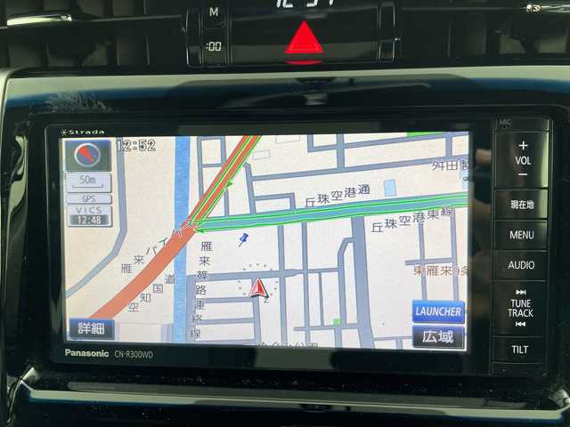 トヨタ ハリアー エレガンス 道央・札幌 2014(平26)年 6.1万km ホワイトパールクリスタルシャイン ・4WD/寒冷地仕様/・ムーンルーフ/・社外SDナビ/・フルセグTV/BT/CD/DVD/・バックカメラ/・オートライト/LEDライト/・ハーフレザーシート/・運転席パワーシート/・社外エンジンスターター/・社外20インチアルミホイール/・横滑り防止装置/・ビルトインETC