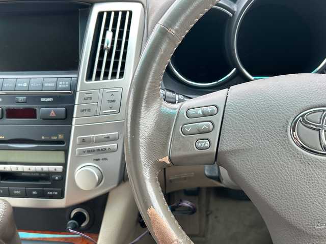 トヨタ ハリアー 240G Lパッケージ 千葉県 2007(平19)年 10.8万km ホワイトパールクリスタルシャイン メーカーナビ バックカメラ パワーシート HID オートライト 17インチAW