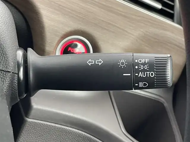 ホンダ フリード ハイブリット G ホンダセンシング 埼玉県 2020(令2)年 2.7万km プレミアムクリスタルオレンジM センシング/・衝突軽減ブレーキ（CMBS）/・誤発進抑制機能/・後方誤発進抑制機能/・歩行者事故提言ステアリング/・路外逸脱抑制機能/・先行車発進お知らせ機能/・標識認識機能/・アクティブクルーズコントロール/・車線維持支援システム/純正ナビ（VXM-204VFI)/バックカメラ/プッシュスタート/純正フロアマット/両側パワースライドドア/純正ETC2.0/シートヒーター（運転席＆助手席）/フロントデアイサー/LEDヘッドライト