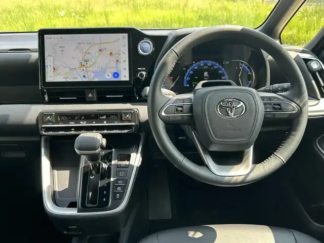 トヨタ ノア ハイブリッド S－Z 長崎県 2023(令5)年 1.8万km アティチュードブラックマイカ ワンオーナー/純正10.5インチナビ/(CD/DVD/BT/フルセグ)/バックカメラ/衝突軽減ブレーキ/レーンアシスト/ブラインドスポットモニター/レーダークルーズ/ETC2.0/両側パワースライドドア/前後ドライブレコーダー/オートライト/純正17インチAW/USB/HDMI/Cタイプ