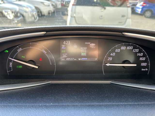 トヨタ シエンタ ハイブリッド ファンベースG 岩手県 2019(令1)年 5万km ヴィンテージブラウンパールクリスタルシャイン/ホワイトパールクリスタルシャイン 純正ＳＤナビ（型式NSCN-W68）/フルセグTV　/全方位モニター　/両側電動ドア　/衝突軽減装置　/革巻きステアリング　/クルーズコントロール　/前後ミラー型ドライブレコーダー　/フロントワイパーデアイサー　/ビルトインＥＴＣ　/スマートキー/スペアキー/オートライト/オートハイビーム/ドアバイザー/フロアマット/USB×2/保証書　取説　ナビ取説