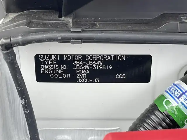 スズキ ジムニー XC 群馬県 2024(令6)年 0.1万km ピュアホワイトP ５速ＭＴ　パートタイム４ＷＤ　デュアルカメラブレーキサポート　前席シートヒーター　横滑り防止　ＬＥＤヘッドランプ　オートライト　フォグランプ　Ｒソナー　スマートキー　プッシュスタート　ターボ　禁煙車