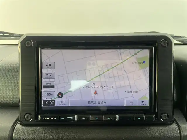 スズキ ジムニー XC 群馬県 2024(令6)年 0.1万km ピュアホワイトP ５速ＭＴ　パートタイム４ＷＤ　デュアルカメラブレーキサポート　前席シートヒーター　横滑り防止　ＬＥＤヘッドランプ　オートライト　フォグランプ　Ｒソナー　スマートキー　プッシュスタート　ターボ　禁煙車