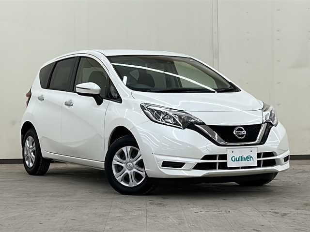 日産 ノート X FOUR 道央・札幌 2018(平30)年 11.7万km ブリリアントホワイトパール 4WD//社外ナビ/DVD/CD/SD/BT//バックカメラ//ドライブレコーダー//エマージェンシーブレーキ//車線逸脱警報//横滑り防止//ETC//プッシュスタート//インテリジェントキー//電格ミラー//冬タイヤ14インチホイル積込