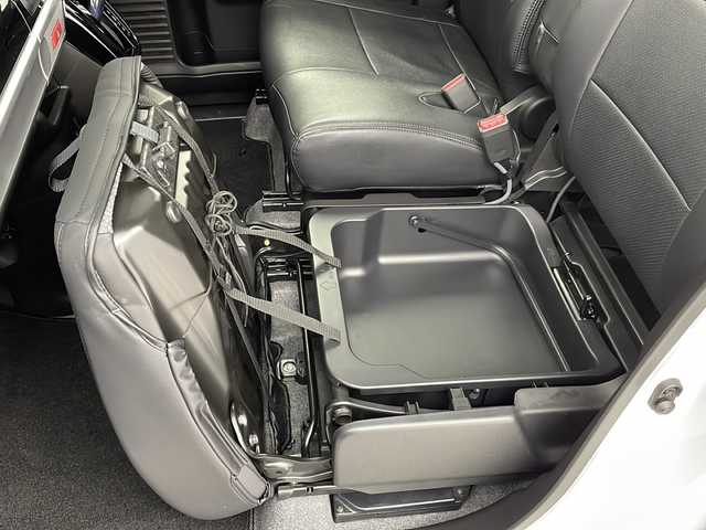 スズキ スペーシア カスタム HYBRID XS ターボ 新潟県 2021(令3)年 5.8万km ピュアホワイトP 社外メモリナビ(MDV-S708L)/フルセグTV/LEDヘッドライト/両側パワースライドドア/パドルシフト/ビルトインETC/ヘッドアップディスプレイ/リアコーナーセンサー/社外シートカバー(Bros clazzio)/レーダークルーズコントロール/スマートキー/レーンキープアシスト/ターボ/シートヒーター/社外フロアマット/LEDヘッドライト