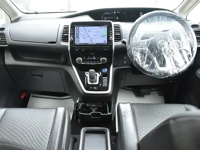 日産 セレナ e－パワー ハイウェイスター V 神奈川県 2018(平30)年 8.2万km ブリリアントホワイトパール 2トーン ワンオーナー/プロパイロット/純正メモリナビ/フルセグテレビ/アラウンドビューモニター/フリップダウンモニター/両側パワースライドドア/ETC/LEDヘッドライト/スマートルームミラー/ドライブレコーダー/エンジンプッシュスタート/保証書/取説/ナビ説/記録(R.1.2.3.4.5.6)