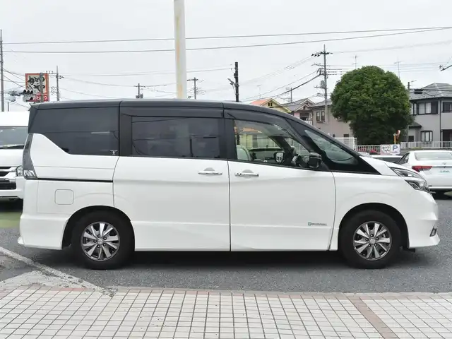 日産 セレナ e－パワー ハイウェイスター V 神奈川県 2018(平30)年 8.2万km ブリリアントホワイトパール 2トーン ワンオーナー/プロパイロット/純正メモリナビ/フルセグテレビ/アラウンドビューモニター/フリップダウンモニター/両側パワースライドドア/ETC/LEDヘッドライト/スマートルームミラー/ドライブレコーダー/エンジンプッシュスタート/保証書/取説/ナビ説/記録(R.1.2.3.4.5.6)