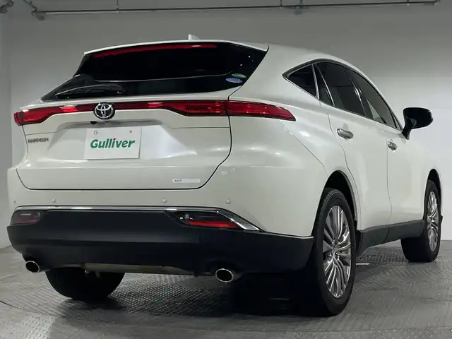 トヨタ ハリアー Z 神奈川県 2020(令2)年 2.9万km ホワイトパールクリスタルシャイン 純正12.3型ディスプレイオーディオ/AM FM フルセグ Bluetooth Miracast USB AUX/パノラマミックビューモニター/JBLプレミアムサウンド/レーントレーシングアラート/プリクラッシュセーフティ/ブラインドスポットモニター/クリアランスソナー/リヤクロストラフィックアラート/ヘッドアップディスプレイ/ロードサインアシスト/デジタルインナーミラー/ハーフレザーシート/運転席パワーシート/パワーバックドア/ステアリングリモコン/ビルトインETC2.0/前後ドライブレコーダー/純正フロアマット/純正19インチアルミホイル/LEDヘッドライト/オートライト/オートマチックハイビーム/スマートキー/スペアキー