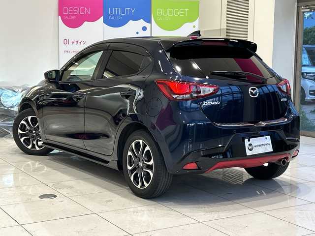 マツダ デミオ XD ツーリング 埼玉県 2017(平29)年 6.7万km ディープクリスタルブルーマイカ スマートシティブレーキシステム/純正ＳＤナビ/　　CD/DVD/BT/フルセグ/USB/バックカメラ/レーダークルーズコントロール/LEDオートライト/コーナーセンサー/純正16インチアルミホイール/サマータイヤ積み込み/パドルシフト/スマートキー2本/ビルトインETC