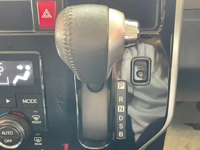 トヨタ タンク カスタムG 埼玉県 2019(平31)年 4.1万km レーザーブルークリスタルシャイン スマートアシスト/純正ナビ/CD/DVD/BT/フルセグ/バックカメラ/両側パワースライドドア/クルーズコントロール/オートハイビーム/LEDヘッドライト/純正14インチアルミホイール/ETC/スマートキー/禁煙車