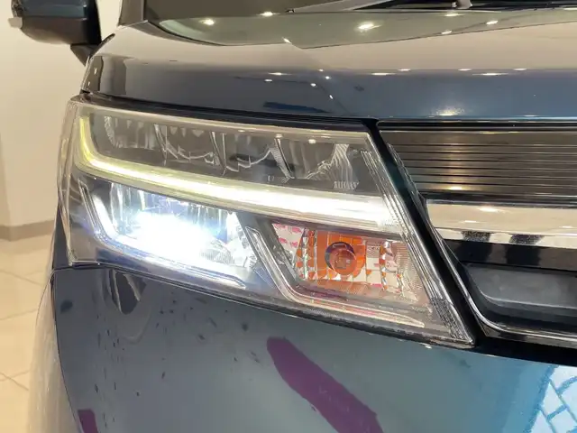 トヨタ タンク カスタムG 埼玉県 2019(平31)年 4.1万km レーザーブルークリスタルシャイン スマートアシスト/純正ナビ/CD/DVD/BT/フルセグ/バックカメラ/両側パワースライドドア/クルーズコントロール/オートハイビーム/LEDヘッドライト/純正14インチアルミホイール/ETC/スマートキー/禁煙車