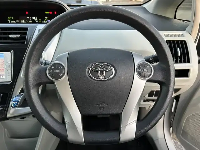 トヨタ プリウス α S 広島県 2012(平24)年 8.2万km ホワイトパールクリスタルシャイン 車検満了 令和9年10月/純正ナビ/（CD/TV/Bluetooth）/クリアランスソナー/ＥＴＣ/バックカメラ/HIDヘッドライト/フォグランプ/純正16インチAW/プッシュスタート/スペアキー/純正フロアマット/電格ミラー/ウインカーミラー