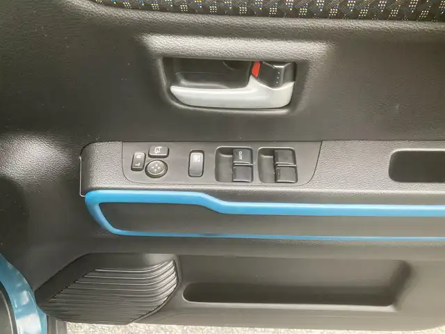 スズキ ハスラー HYBRID X ターボ 埼玉県 2020(令2)年 11.5万km デニムブルー ガンメタリック 2トーン (株)IDOMが運営する【じしゃロン鳩ヶ谷店】の自社ローン対象車両になります。こちらは現金ご利用時の価格です。自社ローンご希望の方は別途その旨お申付け下さい。/登録時114830km/ターボ車/純正ナビ/フルセグテレビ/全方位モニター/アイドリングストップ/デュアルカメラブレーキサポート/アダプティブクルーズコントロール/車線逸脱警告機能/車線逸脱抑制機能/プッシュスタート/ETC/ドライブレコーダー/純正15インチAW/前席シートヒーター/スマートキー/オートライト/ダブル/サイド/カーテンエアバッグ/パドルシフト/革巻きステアリング/前席背面ドリンクホルダー/助手席シートアンダーボックス