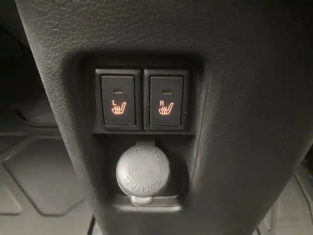 スズキ ハスラー HYBRID X ターボ 埼玉県 2020(令2)年 11.5万km デニムブルー ガンメタリック 2トーン (株)IDOMが運営する【じしゃロン鳩ヶ谷店】の自社ローン対象車両になります。こちらは現金ご利用時の価格です。自社ローンご希望の方は別途その旨お申付け下さい。/登録時114830km/ターボ車/純正ナビ/フルセグテレビ/全方位モニター/アイドリングストップ/デュアルカメラブレーキサポート/アダプティブクルーズコントロール/車線逸脱警告機能/車線逸脱抑制機能/プッシュスタート/ETC/ドライブレコーダー/純正15インチAW/前席シートヒーター/スマートキー/オートライト/ダブル/サイド/カーテンエアバッグ/パドルシフト/革巻きステアリング/前席背面ドリンクホルダー/助手席シートアンダーボックス