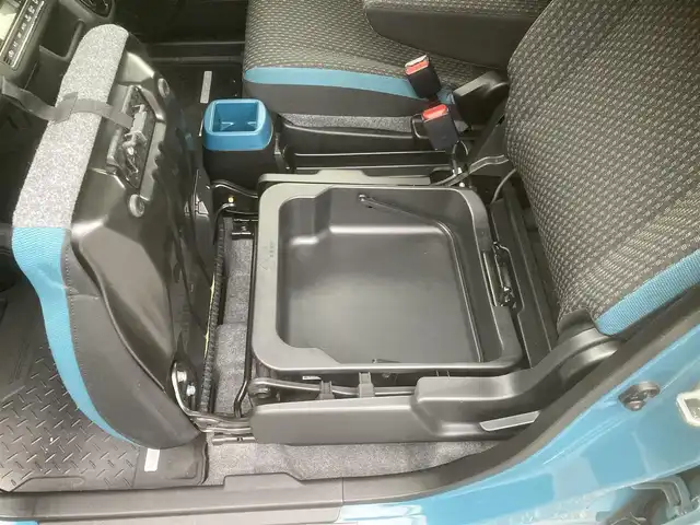 スズキ ハスラー HYBRID X ターボ 埼玉県 2020(令2)年 11.5万km デニムブルー ガンメタリック 2トーン (株)IDOMが運営する【じしゃロン鳩ヶ谷店】の自社ローン対象車両になります。こちらは現金ご利用時の価格です。自社ローンご希望の方は別途その旨お申付け下さい。/登録時114830km/ターボ車/純正ナビ/フルセグテレビ/全方位モニター/アイドリングストップ/デュアルカメラブレーキサポート/アダプティブクルーズコントロール/車線逸脱警告機能/車線逸脱抑制機能/プッシュスタート/ETC/ドライブレコーダー/純正15インチAW/前席シートヒーター/スマートキー/オートライト/ダブル/サイド/カーテンエアバッグ/パドルシフト/革巻きステアリング/前席背面ドリンクホルダー/助手席シートアンダーボックス