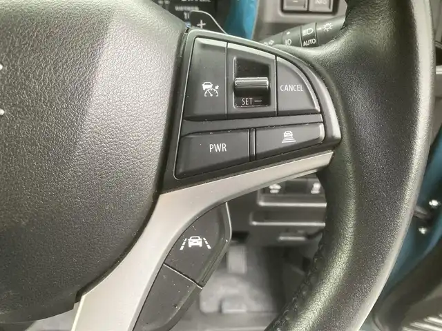 スズキ ハスラー HYBRID X ターボ 埼玉県 2020(令2)年 11.5万km デニムブルー ガンメタリック 2トーン (株)IDOMが運営する【じしゃロン鳩ヶ谷店】の自社ローン対象車両になります。こちらは現金ご利用時の価格です。自社ローンご希望の方は別途その旨お申付け下さい。/登録時114830km/ターボ車/純正ナビ/フルセグテレビ/全方位モニター/アイドリングストップ/デュアルカメラブレーキサポート/アダプティブクルーズコントロール/車線逸脱警告機能/車線逸脱抑制機能/プッシュスタート/ETC/ドライブレコーダー/純正15インチAW/前席シートヒーター/スマートキー/オートライト/ダブル/サイド/カーテンエアバッグ/パドルシフト/革巻きステアリング/前席背面ドリンクホルダー/助手席シートアンダーボックス