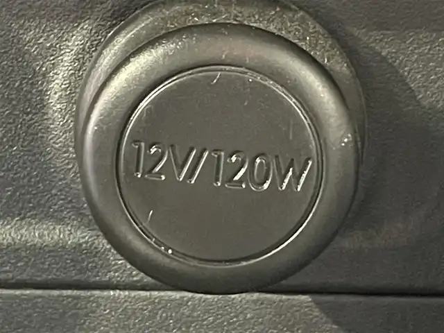 スバル フォレスター 2．0XT アイサイト 愛知県 2015(平27)年 8万km クリスタルホワイトP カロッツェリアナビ/衝突軽減ブレーキ/レーダークルーズコントロール/車線逸脱警報/シートヒーター/パドルシフト/バックカメラ/アクセサリーソケット/ハーフレザー　/パワーシート/ビルトインＥＴＣ/ISOFIX/純正フロアマット/純正18インチアルミホイール