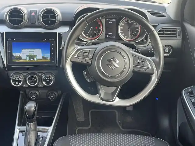 スズキ スイフト RSt 群馬県 2017(平29)年 9.3万km スーパーブラックパール 純正メモリナビ/TV/CD/DVD/Bluetooth/バックカメラ/全方位カメラ/ビルトインETC/クルーズコントロール/レーンキープアシスト/衝突軽減システム/HIDヘッドライト/盗難防止装置/バイザー/ウィンカーミラー/フォグ/純正フロアマット/純正アルミホイール