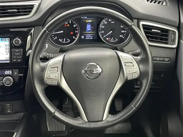 日産 エクストレイル 20Xt エマージェンシーブレーキ 岡山県 2016(平28)年 5万km スチールブルー 純正SDナビ/・FM/AM/Bluetooth/フルセグ/CD/DVD/AUX/・TVキャンセラー/アラウンドビューモニター/安全システム/・エマージェンシーブレーキ/・踏み間違い防止/・車線逸脱警報/・コーナーセンサー/・クルーズコントロール/防水シート/・D/Nシートヒーター/パワーバックドア/ビルトインETC/純正１７インチアルミ/純正フロアマット/LEDヘッドライト/ISOFIX/ステアリングスイッチ/チルトステアリング/シートリフター/ウインカーミラー/取扱説明書/新車保証書