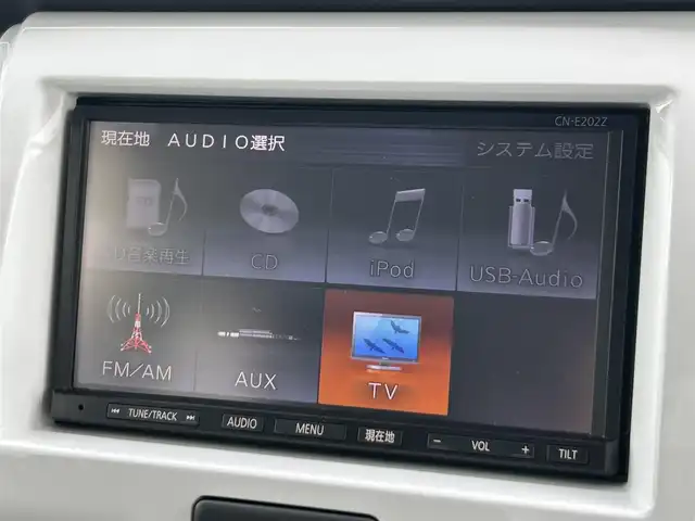 スズキ ハスラー X 道東・釧路十勝 2016(平28)年 6万km キャンディピンクメタリック/ホワイト2トーンルーフ 4WD/純正ナビ/地デジ/社外AW付冬タイヤ積込/衝突軽減ブレーキ/シートヒーター(D/N)/HIDヘッドライト/フォグランプ/オートライト/ダウンヒルアシストコントロール/プッシュスタート/スマートキー/取扱説明書/ドアバイザー/フロアマット/革巻きステアリン