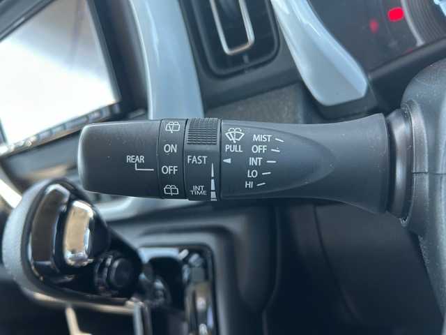 スズキ ハスラー HYBRID X 千葉県 2023(令5)年 1万km ピュアホワイトパール/ガンメタリック2トーン 社外ナビ/Bluetooth/ETC/衝突被害軽減ブレーキ/車線逸脱警報/標識認識機能/先行車発進お知らせ/クルーズコントロール/前席シートヒーター/コーナーセンサー/オートマチックハイビーム/ウィンカーミラー/プッシュスタート/スマートキー/LEDヘッドライト/純正15インチアルミホイール/純正フロアマット/保証書/取扱説明書