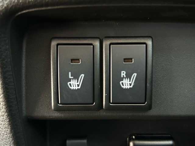 スズキ ハスラー HYBRID X 千葉県 2023(令5)年 1万km ピュアホワイトパール/ガンメタリック2トーン 社外ナビ/Bluetooth/ETC/衝突被害軽減ブレーキ/車線逸脱警報/標識認識機能/先行車発進お知らせ/クルーズコントロール/前席シートヒーター/コーナーセンサー/オートマチックハイビーム/ウィンカーミラー/プッシュスタート/スマートキー/LEDヘッドライト/純正15インチアルミホイール/純正フロアマット/保証書/取扱説明書