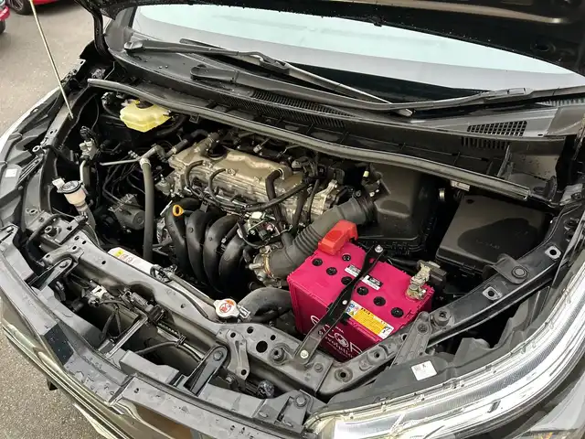 トヨタ ヴォクシー ZS 煌Ⅱ 神奈川県 2020(令2)年 3.1万km ブラック 純正ナビ/フルセグ/Bluetooth/CD/DVD/両側パワースライドドア /バックカメラ　/クルーズコントロール　/コーナーセンサー　/レーンアシスト　　/ビルドインETC　/ドライブレコーダー　/LEDヘッドライト　/フォグライト　/オートライト　/スマートキー/プッシュスタート/スペアキー/純正アルミホイール/社外フロアマット/ABS/横滑り防止装置/衝突被害軽減システム/盗難防止装置/取扱説明書/保証書