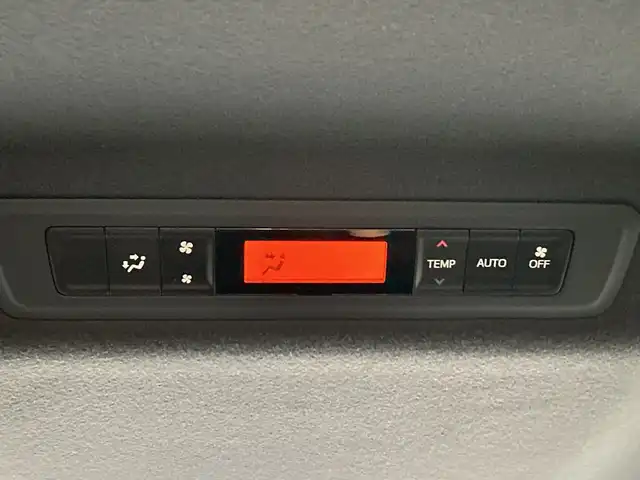 トヨタ ヴォクシー ZS 煌Ⅱ 神奈川県 2020(令2)年 3.1万km ブラック 純正ナビ/フルセグ/Bluetooth/CD/DVD/両側パワースライドドア /バックカメラ　/クルーズコントロール　/コーナーセンサー　/レーンアシスト　　/ビルドインETC　/ドライブレコーダー　/LEDヘッドライト　/フォグライト　/オートライト　/スマートキー/プッシュスタート/スペアキー/純正アルミホイール/社外フロアマット/ABS/横滑り防止装置/衝突被害軽減システム/盗難防止装置/取扱説明書/保証書