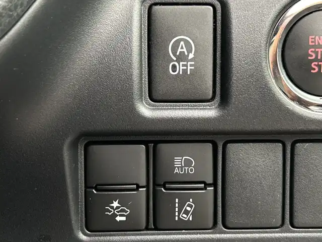 トヨタ ヴォクシー ZS 煌Ⅱ 神奈川県 2020(令2)年 3.1万km ブラック 純正ナビ/フルセグ/Bluetooth/CD/DVD/両側パワースライドドア /バックカメラ　/クルーズコントロール　/コーナーセンサー　/レーンアシスト　　/ビルドインETC　/ドライブレコーダー　/LEDヘッドライト　/フォグライト　/オートライト　/スマートキー/プッシュスタート/スペアキー/純正アルミホイール/社外フロアマット/ABS/横滑り防止装置/衝突被害軽減システム/盗難防止装置/取扱説明書/保証書