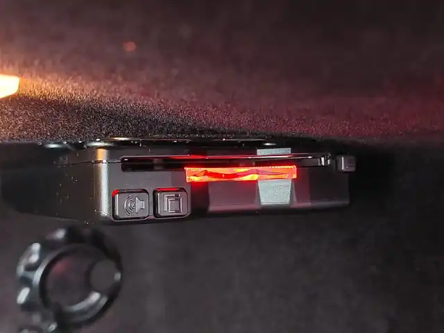 アルファロメオ ジュリア ヴェローチェ 滋賀県 2021(令3)年 3.2万km 黒 ワンオーナー/ACC/BSM/LKA/赤革/・前席パワーシート/・前席シートヒーター/純正ナビ(BT/USB/AUX/DTV/CarPlay)/harman/kardonサウンド/バックカメラ/ETC/コーナーセンサー/ワイヤレスチャージ/レッドキャリパー/パドルシフト/純正１９インチAW