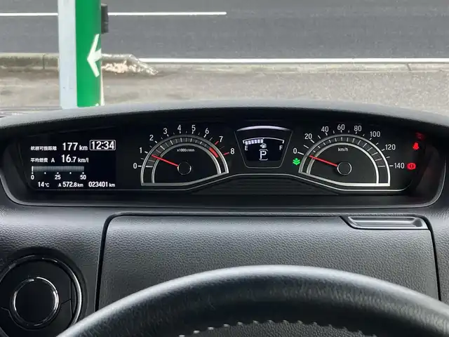 ホンダ Ｎ ＢＯＸ カスタム L ターボ 三重県 2021(令3)年 2.4万km シャイニンググレーM ワンオーナー/登録時走行距離23401km/ターボ/♪ホンダセンシング/　・CMBC(衝突軽減ブレーキ）・誤発進抑制機能/　・後方誤発進抑制機能・歩行者事故低ステアリング/　・路外逸脱抑制機能・先行車発進お知らせ機能/　・標識認識機能・オートハイビーム/♪社外ストラーダナビ/　・フルセグ・Bluetoothオーディオ/　・DVD・SD録音/♪バックカメラ/♪両側パワースライドドア/♪LEDヘッドライト/♪LEDフォグライト/♪ACC（アダプティブクルーズコントロール）/♪ハーフレザーシート/♪D/N席シートヒーター/♪アイドリングストップ/♪パドルシフト/♪スマートキー×2/♪プッシュスタート/♪ステアリングスイッチ/♪革巻きステアリング/♪オートリトラクタブルミラー/♪ウィンカーミラー/♪ビルトインETC/♪ドライブレコーダー前後/♪シートバックテーブル(D/N席)/♪フロアマット/♪プライバシーガラス/♪ドアバイザー