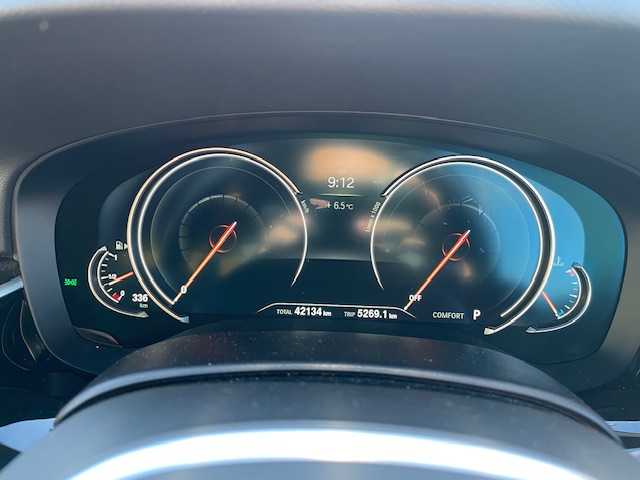 ＢＭＷ ５２３ｉ Mスポーツ 神奈川県 2018(平30)年 4.3万km アルピンホワイトⅢ 衝突軽減システム/レーンキープアシスト/アダプティブクルーズコントロール/前後コーナーセンサー/ブラインドスポットアシスト/パドルシフト/全方位カメラ/純正ナビ/（DVD/CD/FM/AM/BT/フルセグTV）/電動リアゲート/純正１９インチＡＷ/カーテンエアバッグ/サイドエアバッグ/LEDヘッドライト/フォグランプ/オートライト/レザーシート/パワーシート/エアシート