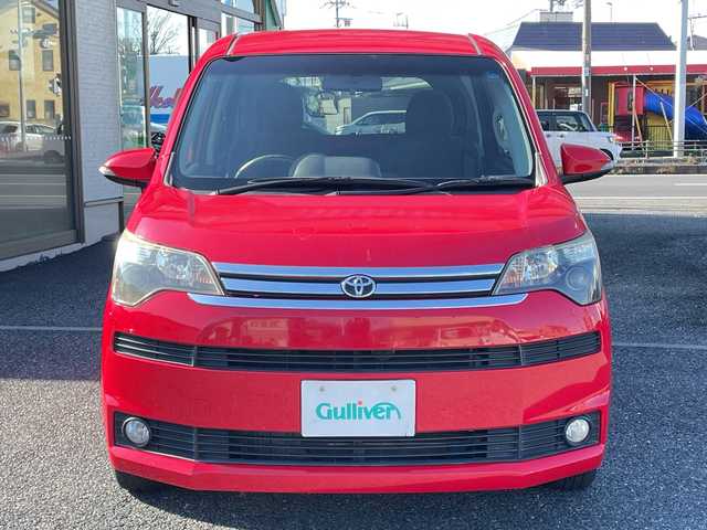 トヨタ スペイド G 埼玉県 2013(平25)年 10.9万km スーパーレッドⅤ ・4WD/・社外ナビ（TV/BT/USB）/・フルセグテレビ/・バックカメラ/・運転席シートヒーター/・ETC/・ステアリングスイッチ/・横滑り防止装置/・オートライト/・HIDヘッドライト/・ハロゲンフォグライト/・ドアバイザー/・純正フロアマット/・プッシュスタート/・スマートキー/・スペアキー×１/・取扱説明書