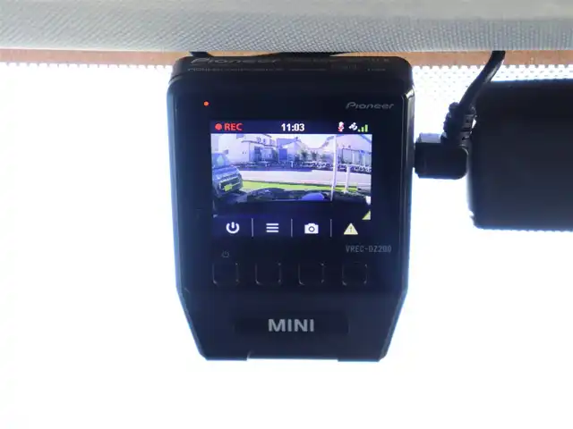 ＭＩＮＩ ＢＭＷ ミニ クラブマン クーパーS オール4 神奈川県 2020(令2)年 1.6万km 黒 8AT：4WD/ペッパーパッケージ/：パークディスタンスコントロール（フロント／リア）/：リアビューカメラ/：パーキングアシストパッケージ/：自動防眩ドアミラー/：スルーローディングシステム/ミラー一体型ETC/純正17インチアルミホイール/ドライブレコーダー/純正LEDヘッドライト/：オートヘッドライト/純正フロアマット/ーーーーーーーーーーーーーーーーーーーーーーーーーーーー/保証書/取扱説明書/スペアスマートキー×1本