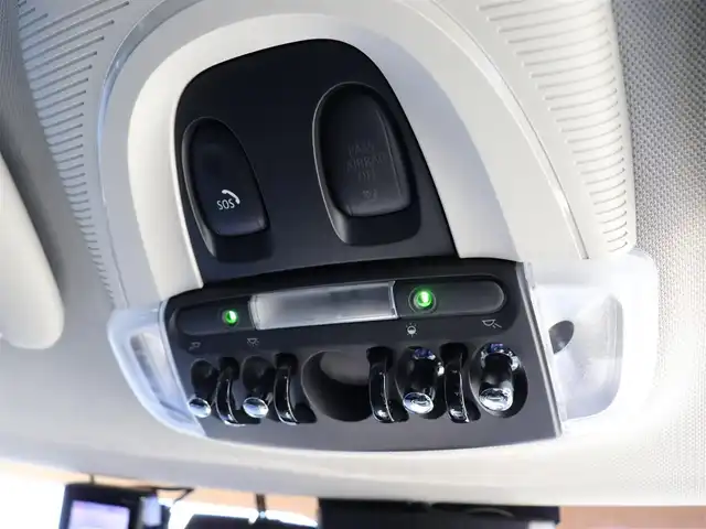 ＭＩＮＩ ＢＭＷ ミニ クラブマン クーパーS オール4 神奈川県 2020(令2)年 1.6万km 黒 8AT：4WD/ペッパーパッケージ/：パークディスタンスコントロール（フロント／リア）/：リアビューカメラ/：パーキングアシストパッケージ/：自動防眩ドアミラー/：スルーローディングシステム/ミラー一体型ETC/純正17インチアルミホイール/ドライブレコーダー/純正LEDヘッドライト/：オートヘッドライト/純正フロアマット/ーーーーーーーーーーーーーーーーーーーーーーーーーーーー/保証書/取扱説明書/スペアスマートキー×1本