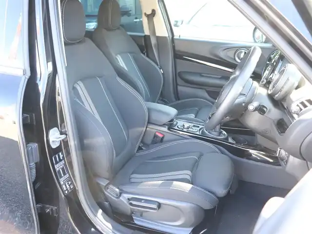 ＭＩＮＩ ＢＭＷ ミニ クラブマン クーパーS オール4 神奈川県 2020(令2)年 1.6万km 黒 8AT：4WD/ペッパーパッケージ/：パークディスタンスコントロール（フロント／リア）/：リアビューカメラ/：パーキングアシストパッケージ/：自動防眩ドアミラー/：スルーローディングシステム/ミラー一体型ETC/純正17インチアルミホイール/ドライブレコーダー/純正LEDヘッドライト/：オートヘッドライト/純正フロアマット/ーーーーーーーーーーーーーーーーーーーーーーーーーーーー/保証書/取扱説明書/スペアスマートキー×1本
