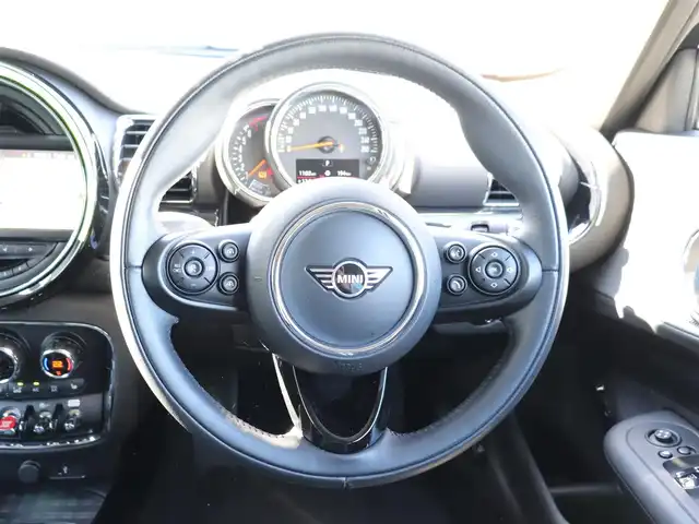 ＭＩＮＩ ＢＭＷ ミニ クラブマン クーパーS オール4 神奈川県 2020(令2)年 1.6万km 黒 8AT：4WD/ペッパーパッケージ/：パークディスタンスコントロール（フロント／リア）/：リアビューカメラ/：パーキングアシストパッケージ/：自動防眩ドアミラー/：スルーローディングシステム/ミラー一体型ETC/純正17インチアルミホイール/ドライブレコーダー/純正LEDヘッドライト/：オートヘッドライト/純正フロアマット/ーーーーーーーーーーーーーーーーーーーーーーーーーーーー/保証書/取扱説明書/スペアスマートキー×1本
