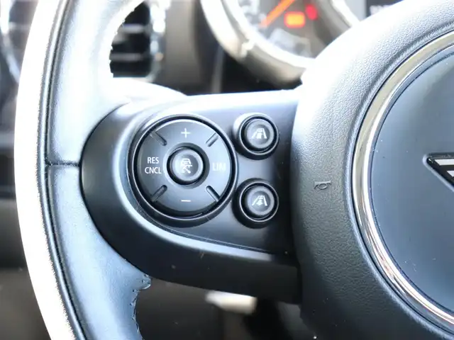 ＭＩＮＩ ＢＭＷ ミニ クラブマン クーパーS オール4 神奈川県 2020(令2)年 1.6万km 黒 8AT：4WD/ペッパーパッケージ/：パークディスタンスコントロール（フロント／リア）/：リアビューカメラ/：パーキングアシストパッケージ/：自動防眩ドアミラー/：スルーローディングシステム/ミラー一体型ETC/純正17インチアルミホイール/ドライブレコーダー/純正LEDヘッドライト/：オートヘッドライト/純正フロアマット/ーーーーーーーーーーーーーーーーーーーーーーーーーーーー/保証書/取扱説明書/スペアスマートキー×1本