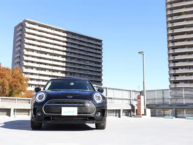 ＭＩＮＩ ＢＭＷ ミニ クラブマン クーパーS オール4 神奈川県 2020(令2)年 1.6万km 黒 8AT：4WD/ペッパーパッケージ/：パークディスタンスコントロール（フロント／リア）/：リアビューカメラ/：パーキングアシストパッケージ/：自動防眩ドアミラー/：スルーローディングシステム/ミラー一体型ETC/純正17インチアルミホイール/ドライブレコーダー/純正LEDヘッドライト/：オートヘッドライト/純正フロアマット/ーーーーーーーーーーーーーーーーーーーーーーーーーーーー/保証書/取扱説明書/スペアスマートキー×1本