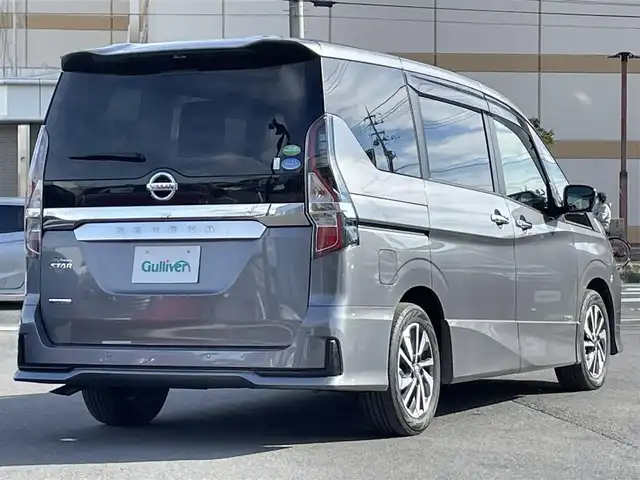 日産 セレナ ハイウェイスター V 宮城県 2019(令1)年 5.7万km ダークメタルグレー 登録時走行距離56394km/純正ナビ/ハンズフリーパワースライドドア(両側)/インテリジェントアラウンドビューモニター/ビルトインETC/クルーズコントロール/全方位運転支援システム/・インテリジェントエマージェンシーブレーキ/・標識検知機能/・踏み間違い衝突防止アシスト/・車線逸脱防止支援システム/・車線逸脱警報/・後側方衝突防止支援システム/ふらつき警報/ソナー機能/アダプティブLEDヘッドランプ/オートライト/ヒーター付ドアミラー/デュアルエアコン/本革巻きステアリング/ステアリングスイッチ/純正16インチアルミホイール/インテリジェントキー/プッシュエンジンスターター/禁煙車