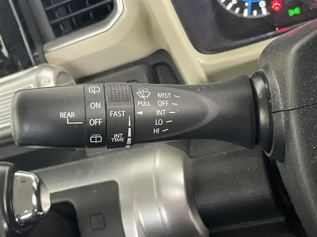 スズキ クロスビー HYBRID MX 埼玉県 2019(平31)年 3.7万km ピュアホワイトP 社外８インチナビ　全方位モニター　ビルトインＥＴＣ　シートヒーター　パドルシフト　純正アルミ　ＬＥＤヘッドライト　スマートキー　オートライト　ＣＤ　ＤＶＤ　Ｂｌｕｅｔｏｏｔｈ　地デジフルセグＴＶ