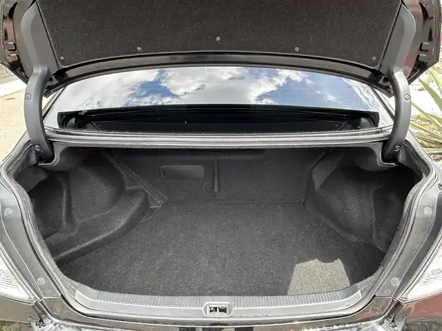 トヨタ ＳＡＩ G ツーリングセレクション 香川県 2013(平25)年 7.6万km ブラック 純正HDDナビ/【CD/DVD/Bluetooth】/バックカメラ/前席パワーシート/革調シートカバー/TEIN車高調/LEDヘッドライト/スマートキー/クルーズコントロール/純正18インチアルミ/純正フロアマット/横滑り防止装置/ビルトインETC