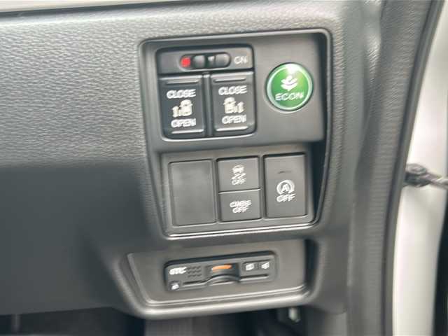 ホンダ オデッセイ アブソルート EX 長野県 2014(平26)年 10.2万km ホワイトオーキッドパール (株)IDOMが運営する【じしゃロン長野店】の自社ローン専用車両になります。こちらは現金またはオートローンご利用時の価格です。自社ローンご希望の方は別途その旨お申付け下さい/純正ナビ/Bluetooth/バックカメラ/全方位カメラ/純正ビルトインETC/フルセグテレビ/両側パワースライド/純正フロアマット/純正アルミホイール/LEDヘッドライト/フォグランプ/オートライト/CTBA/パドルシフト