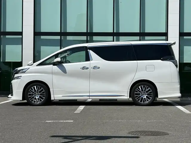 トヨタ ヴェルファイア Z Gエディション 福島県 2017(平29)年 4万km ホワイトパールクリスタルシャイン 10インチナビ/フリップダウンモニター/パワーバックドア/両側パワースライドドア/LEDヘッドライト/モデリスタエアロ/レーダークルーズコントロール/メモリーパワーシート/トヨタセーフティセンス/ステアリングヒーター/ステアリングスイッチ/サンルーフ
