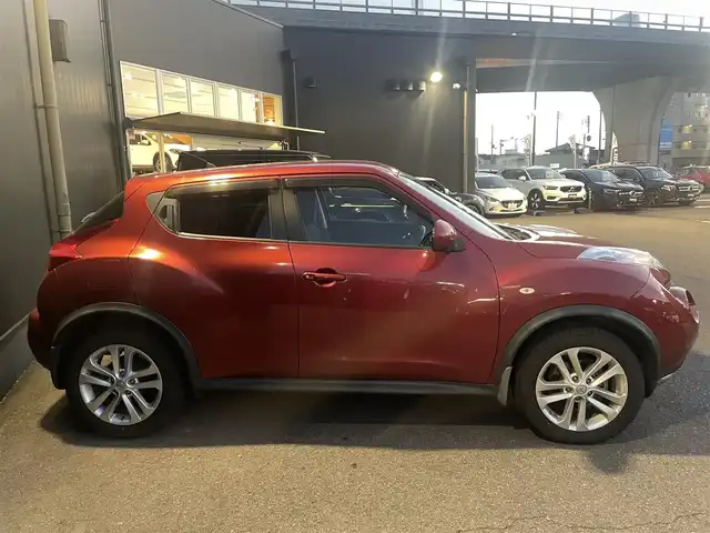 日産 ジューク 15RS タイプV 香川県 2011(平23)年 14.2万km ラディアントレッド 純正オーディオ/オートライト/ワンオーナー/スマートキー/電格ミラー/１７インチAW