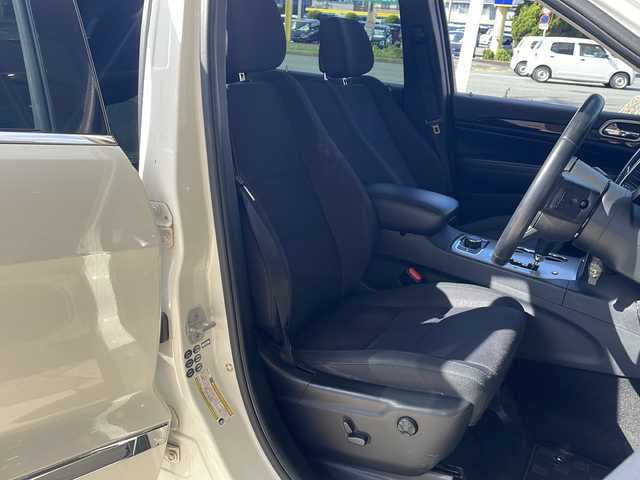 クライスラー・ジープ ジープ グランドチェロキー LTD 静岡県 2011(平23)年 9.8万km 白 社外ナビ/・デジタルTV/・HDD MUSIC/・CD/DVD/・FM/AM/・SD動画/音楽/・Bluetooth/・ハンズフリー通話/主要装備/・４WD/・バックカメラ/・パワーシート（D席＋N席）/・クルーズコントロール/・ダウンヒルアシストコントロール/・ETC/・サイドカーテンエアバッグ/・オートライト/・左右独立温度調整ＡＡＣ/・横滑り防止装置/・ＨＩＤライト/・走行モード切替/・ステアリングスイッチ