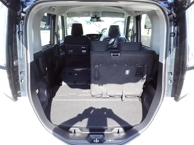 トヨタ ルーミー カスタムG－T 千葉県 2025(令7)年 0.1千km ブラックマイカメタリック/パールホワイト2トーン 【登録済未使用車】/【ブラック&パールホワイト３（X99）】/コンフォートパッケージ/純正9インチディスプレイオーディオ/・フルセグTV/Bluetooth/パノラミックビューモニター/バックカメラ/両側パワースライドドア/プッシュスタート/スマートキー2本/前席シートヒーター/スマートアシスト/・衝突警報機能/・衝突回避支援ブレーキ機能/・ブレーキ制御付誤発進抑制機能/・車線逸脱警報機能/・路側逸脱警報機能/・先行車発進お知らせ機能/・標識認識機能/・アダプティブクルーズコントロール/純正15インチAW/LEDヘッドライト/フォグライト/取扱説明書/保証書/